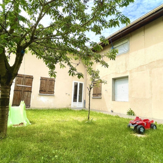  Annonces VILLEPINTE : Immeuble | GAGNY (93220) | 321 m2 | 0 &euro; 