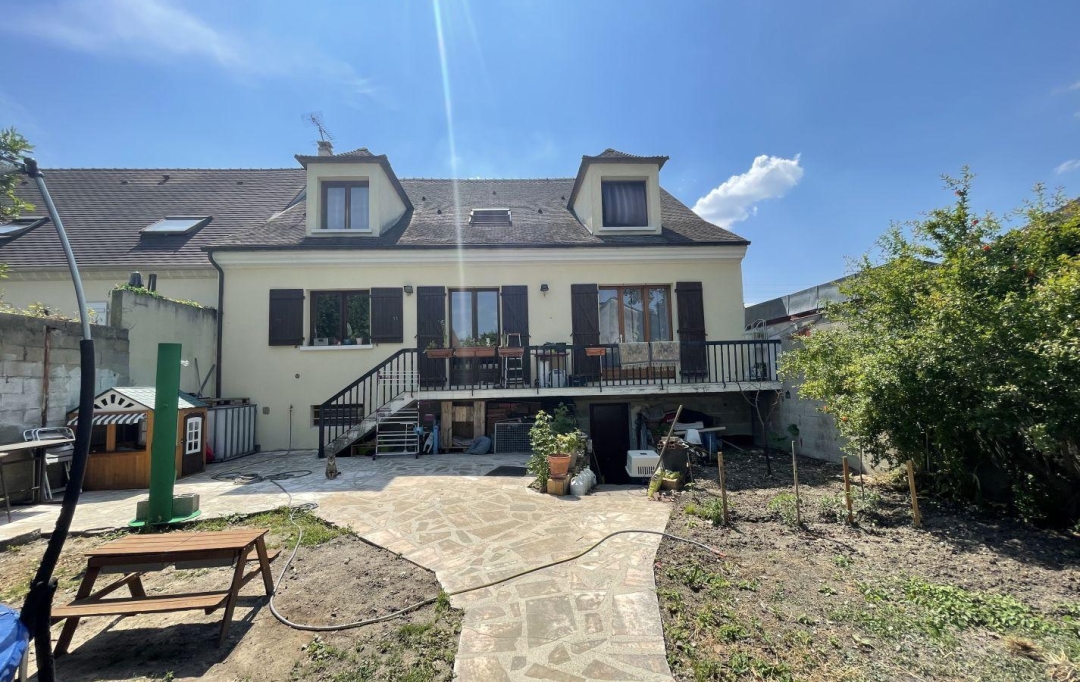 Annonces VILLEPINTE : Maison / Villa | TREMBLAY-EN-FRANCE (93290) | 200 m2 | 504 000 &euro; 
