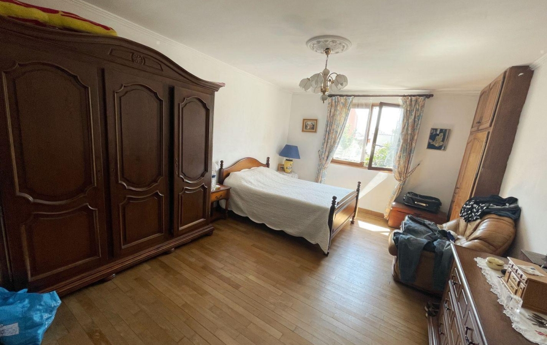 Annonces VILLEPINTE : Maison / Villa | TREMBLAY-EN-FRANCE (93290) | 200 m2 | 504 000 &euro; 