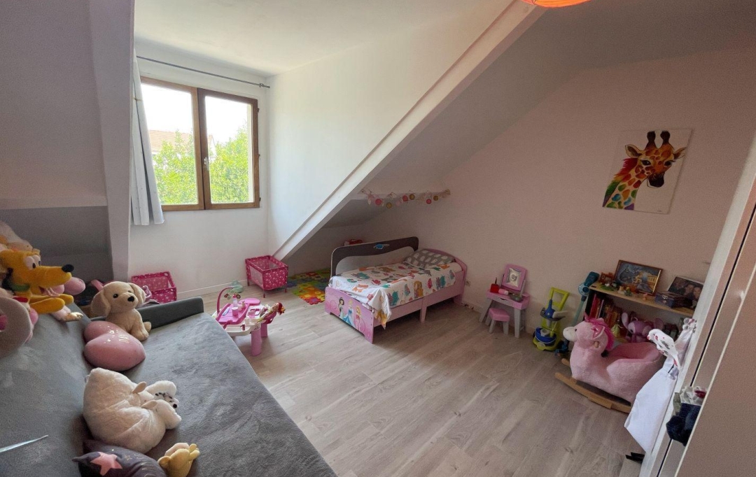 Annonces VILLEPINTE : Maison / Villa | TREMBLAY-EN-FRANCE (93290) | 200 m2 | 504 000 &euro; 