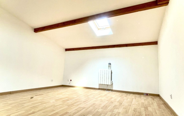 Annonces VILLEPINTE : Immeuble | GAGNY (93220) | 321 m2 | 0 &euro; 