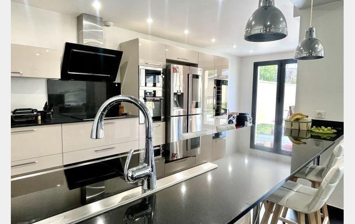 Annonces VILLEPINTE : Maison / Villa | LIVRY-GARGAN (93190) | 180 m2 | 685 000 &euro; 