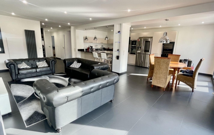 Annonces VILLEPINTE : Maison / Villa | LIVRY-GARGAN (93190) | 180 m2 | 685 000 &euro; 